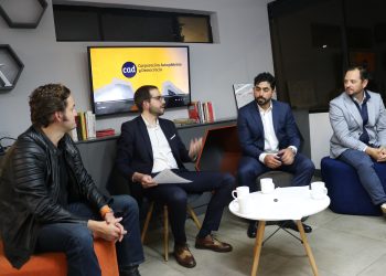 En Café y Política se debatió sobre libertad, emprendimiento e innovación